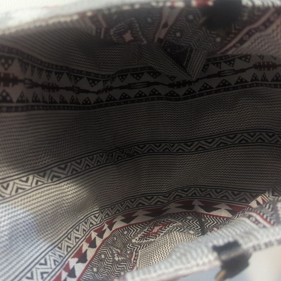 Banksy Girl with Balloon Tote Bag - Picture 6 of 6